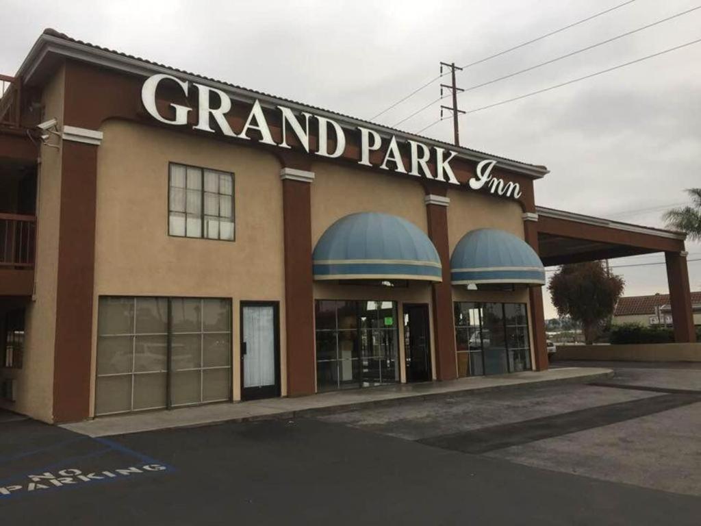 Grand Park Inn Baldwin Park Eksteriør billede