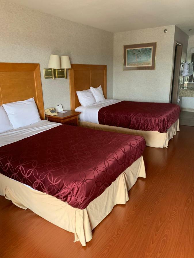 Grand Park Inn Baldwin Park Eksteriør billede